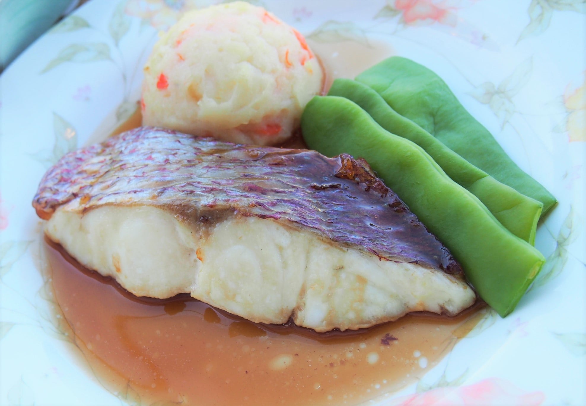 鯛のバルサミコソテー