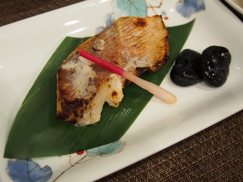A食：赤魚粕漬け焼き