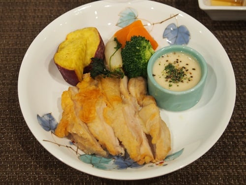 A食：鶏肉のバーニャカウダ
