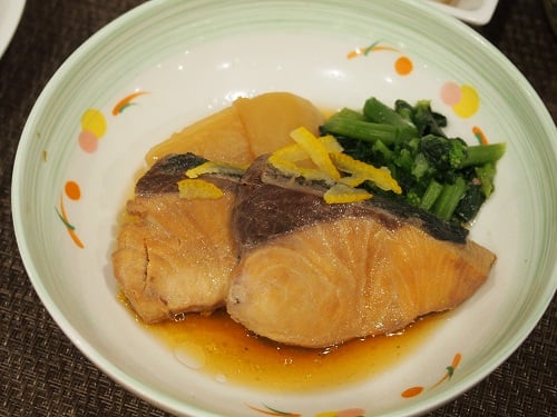 B食：ぶり大根