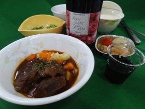 A食