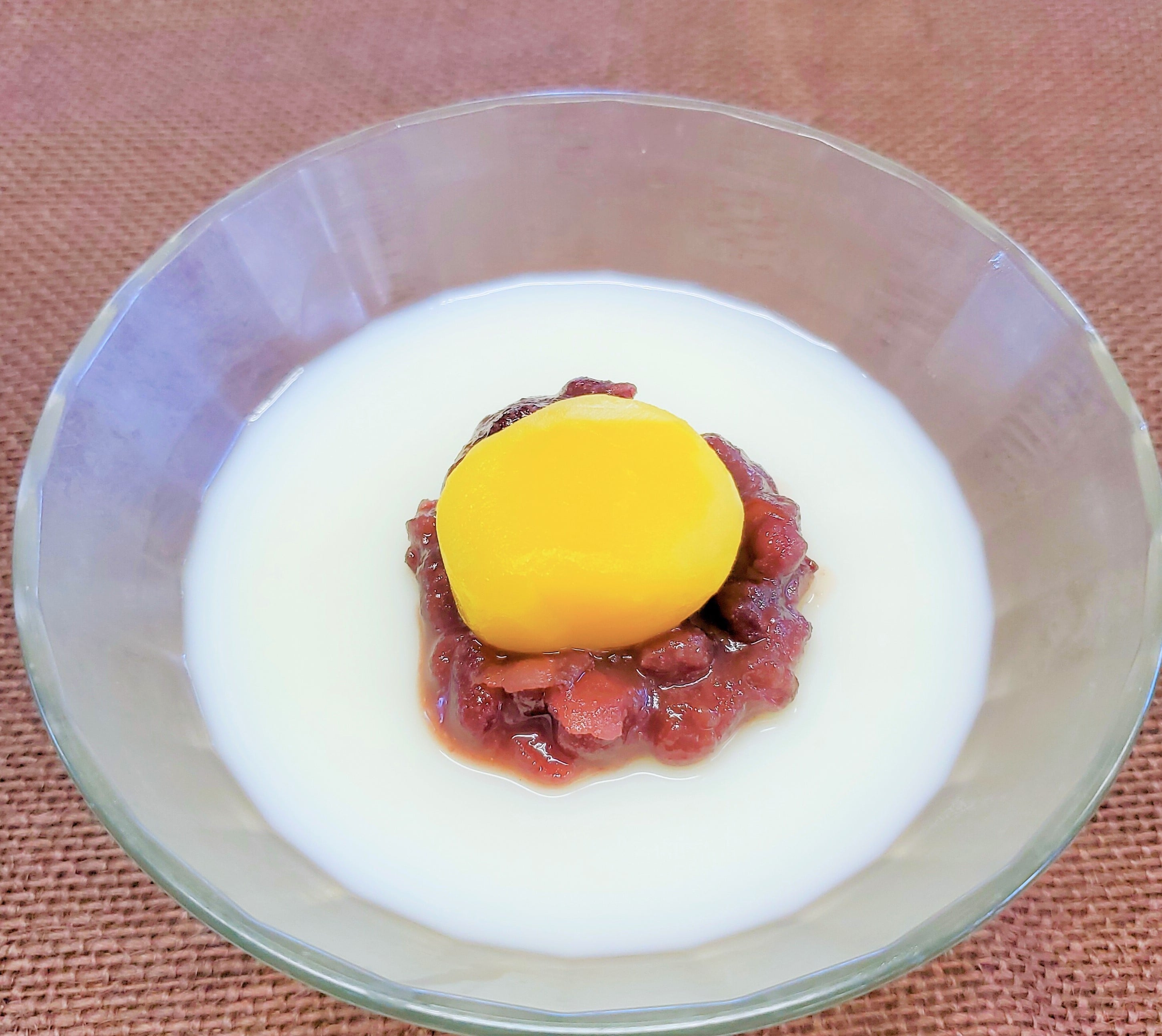 甘味：栗のミルクゼリーあんこ乗せ
