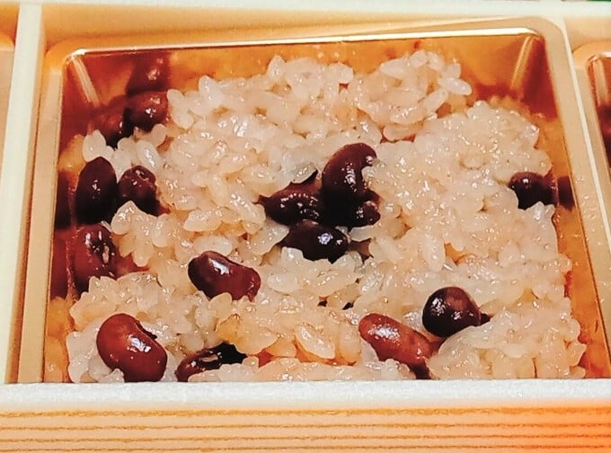 ご飯：赤飯