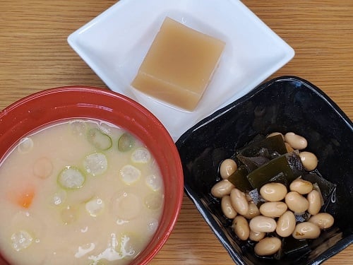 ◆大豆と昆布の煮物
◆粕汁
◆水ようかん（白あん）