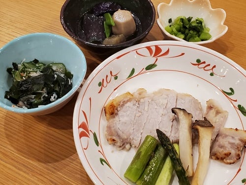 A:もち豚肉の塩麹漬け焼き