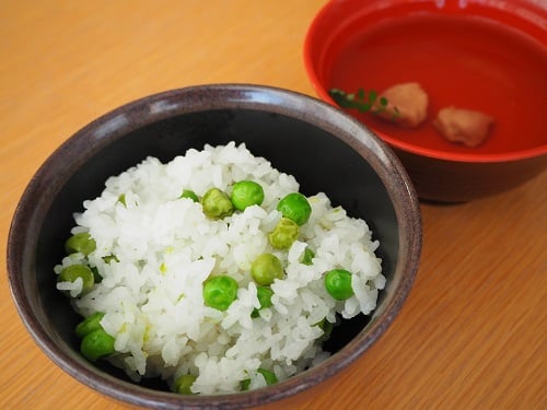 ◆桜ちぎり麩の清まし汁
◆青豆ごはん