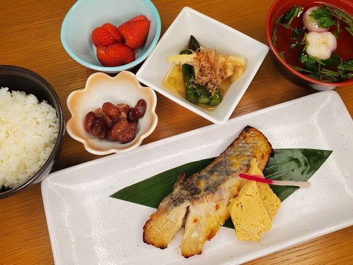 A：すずきの西京焼き