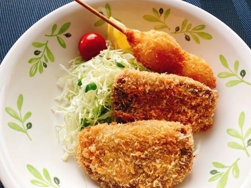 B食：静岡名物　黒はんぺんフライ