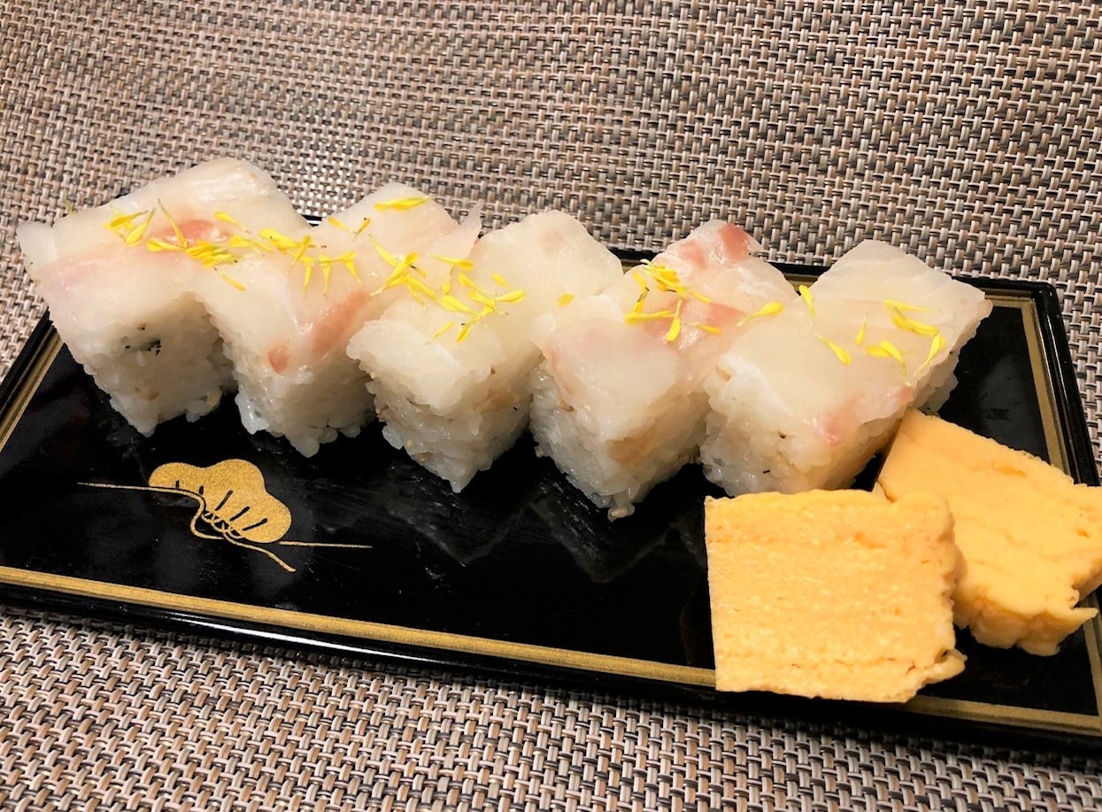 鯛の押し寿司