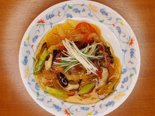 ◆カマスの唐揚げ
～彩り野菜あんかけ～