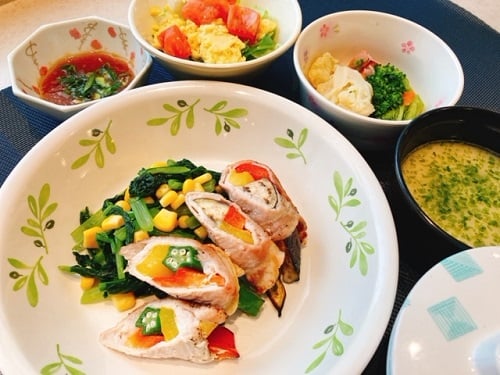 A食の豚肉の夏野菜ロール焼き
