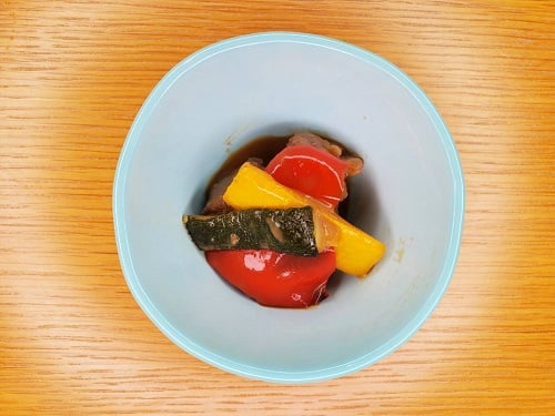■牛ほほ肉の黒酢炒め