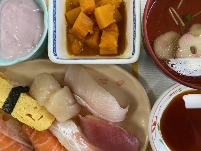 昼食【特選握り寿司】