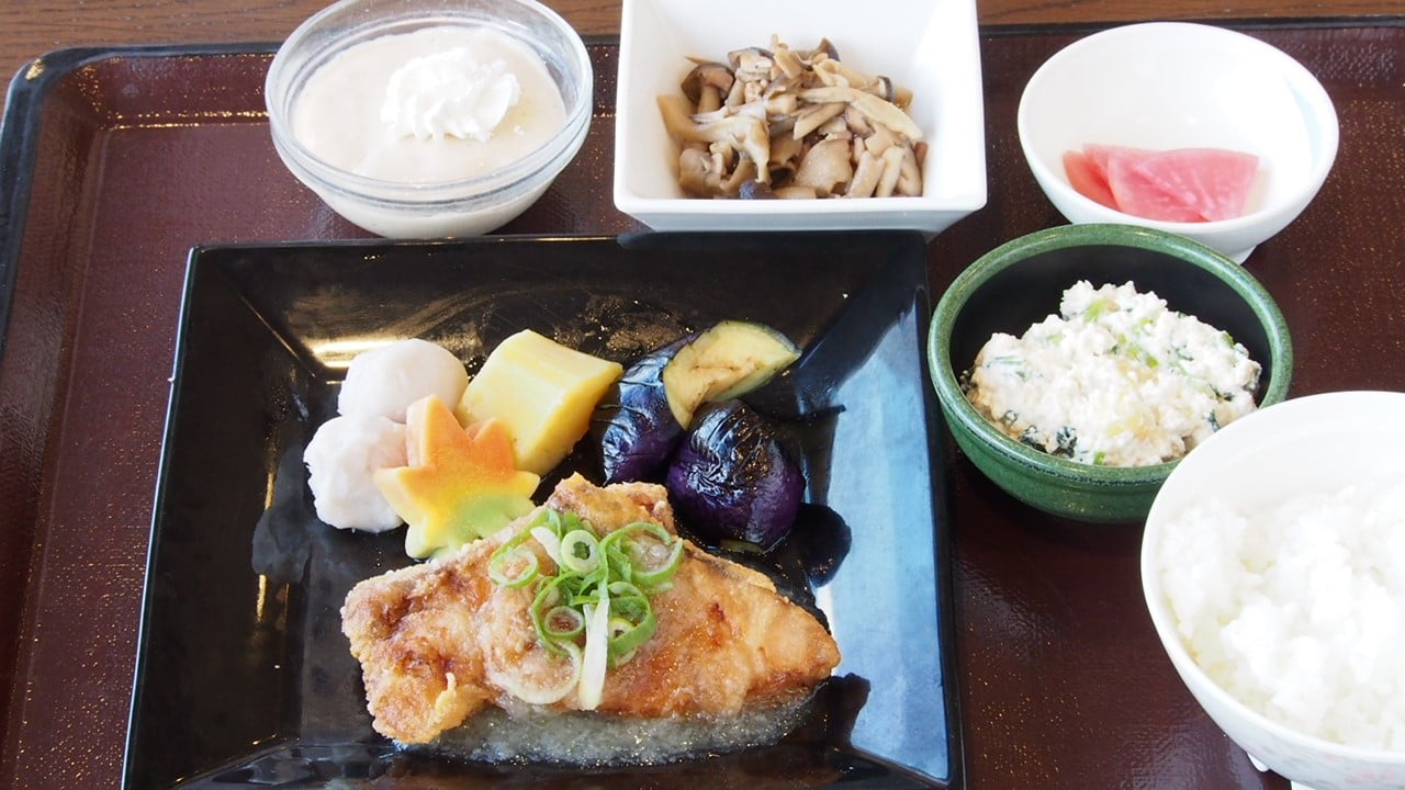 A：鰤の竜田揚げ～みぞれ餡～