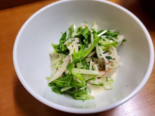 ■大根と水菜の胡麻ドレ和え