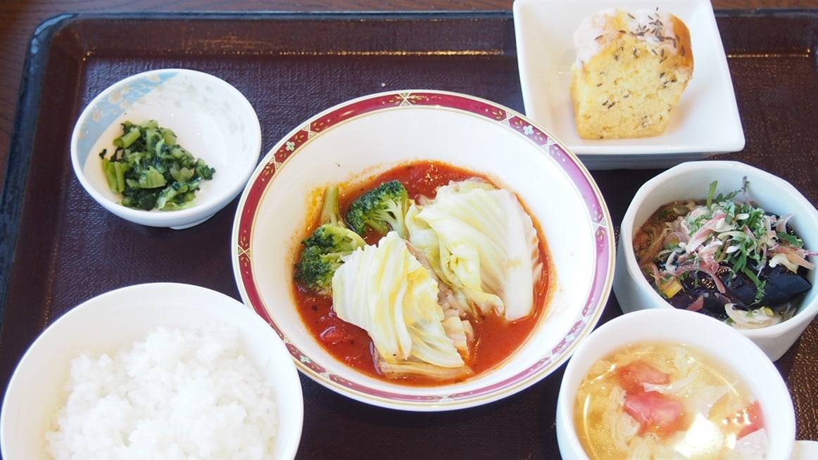 Ａ：春キャベツと豚肉のチーズミルフィーユ