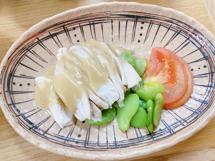 【昼食】蒸し鶏のごまソース