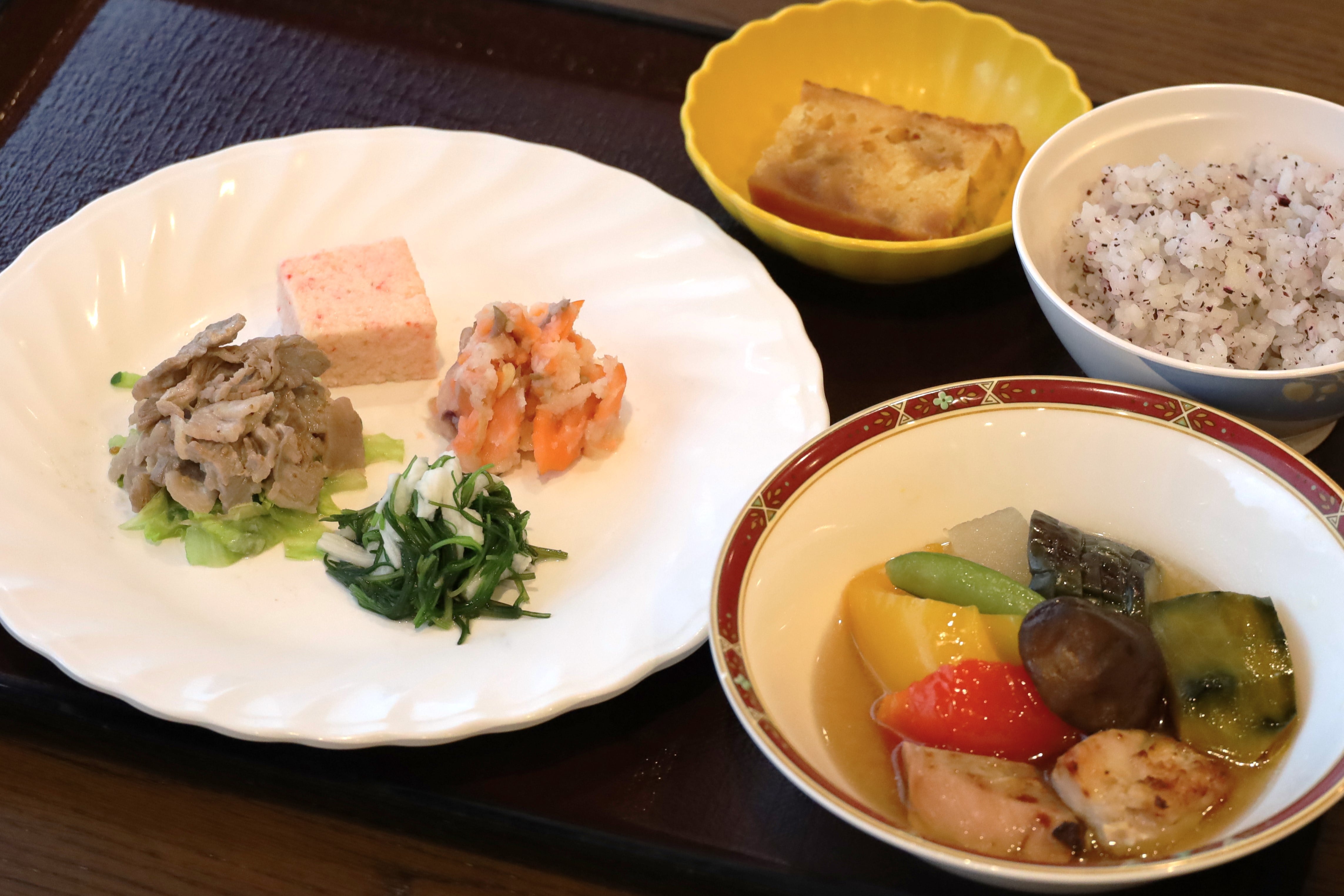 A食