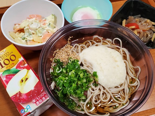 とろろ温玉そば