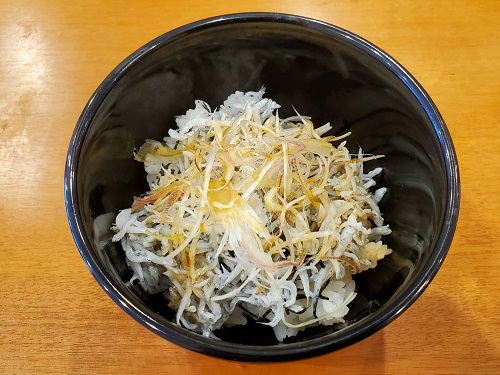 釜揚げしらす丼