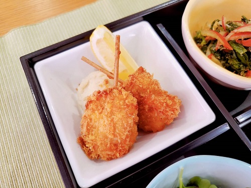 鮪メンチ串カツ