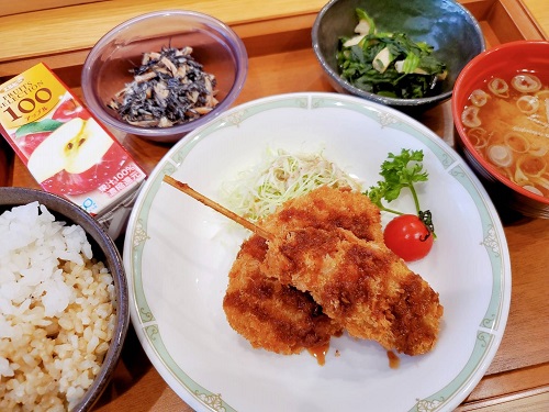 9月25日（月）牛肉コロッケ＆串カツ