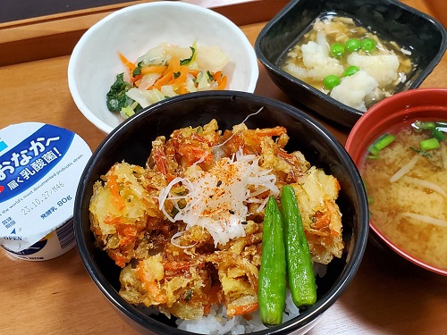 10月17日（火）かき揚げ丼