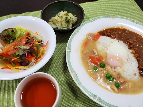 10月18日（水）あいがけ神代カレー