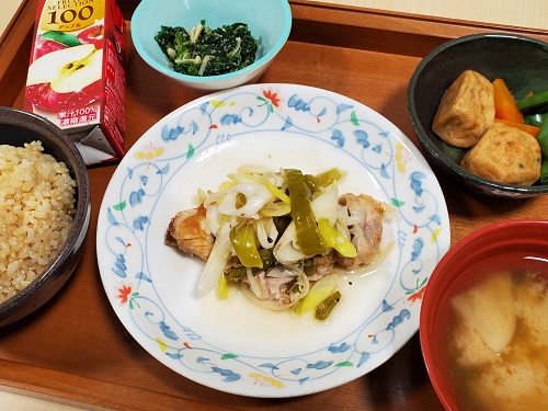 B：鶏肉のソテー葱塩だれ