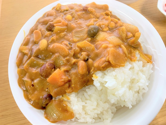 【昼食】豚肉と豆のカレー