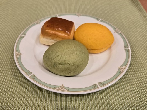■パン3種　盛り合わせ
