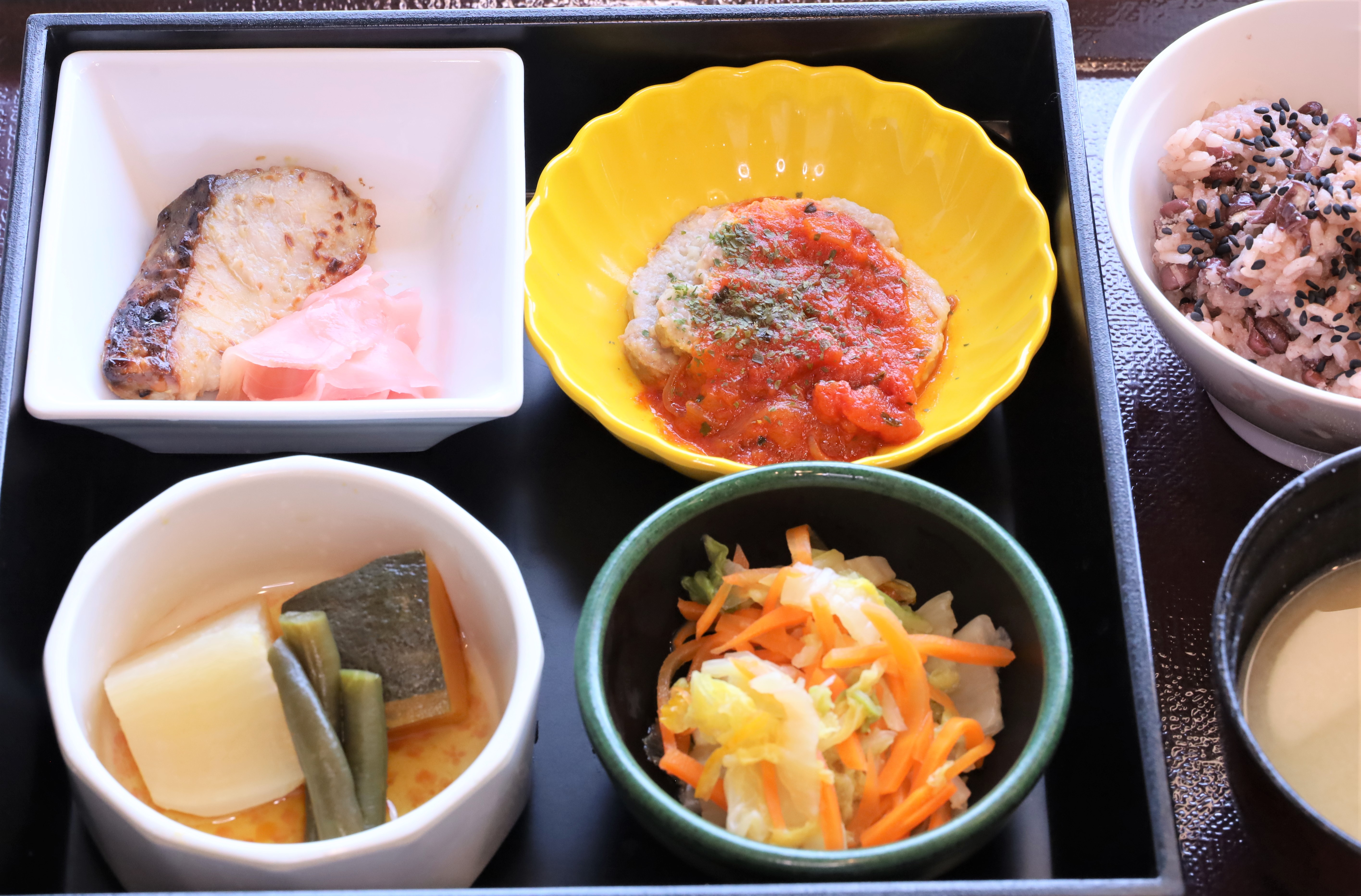 松花堂弁当