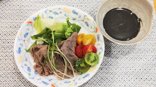 ■和牛の冷しゃぶ黒胡麻だれ