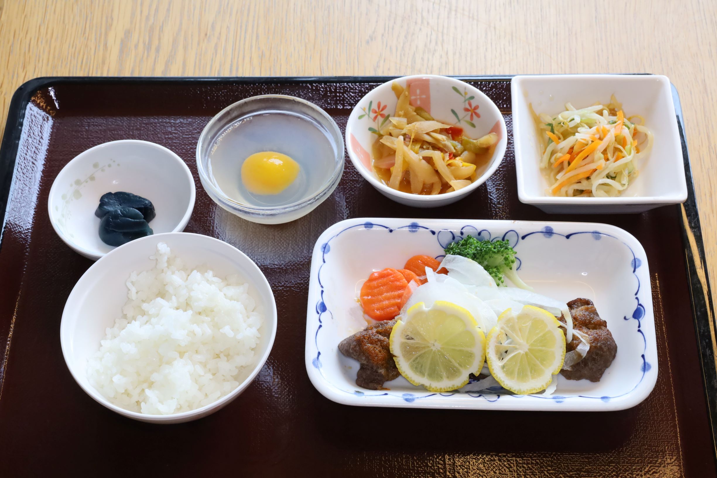 牛肉レモンステーキ（佐世保名物）