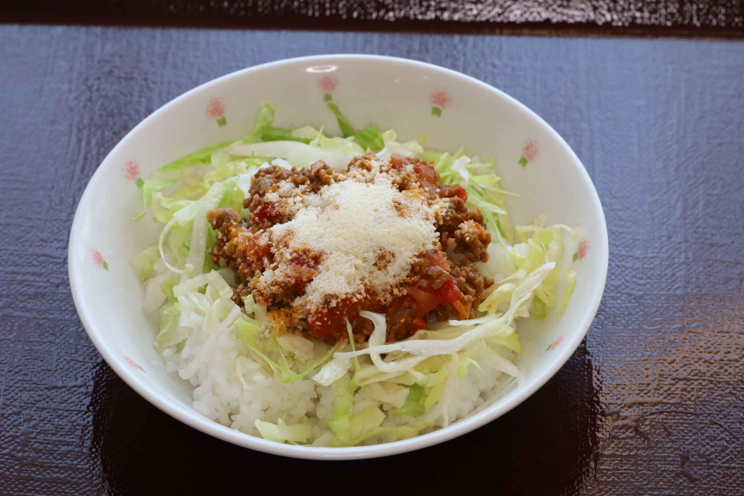 タコライス（沖縄名物）