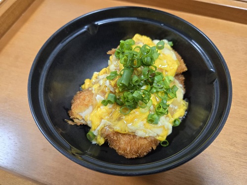 ■チキンカツ玉子あんかけ