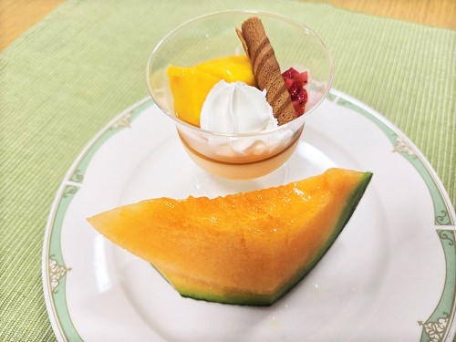 ■パッションフルーツムース
■メロン