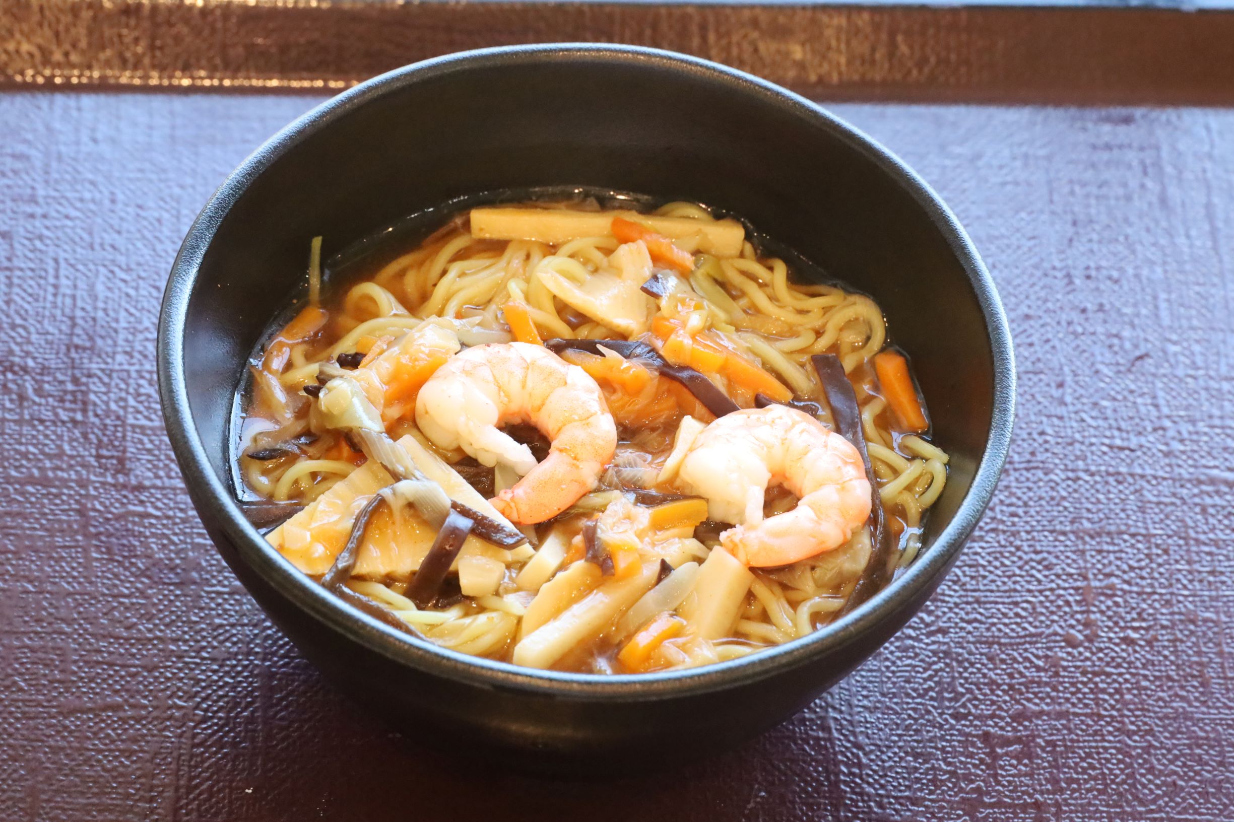 ９月１４日（土）昼食
Ａ食　酸辣湯麺（スーラータンメン）
