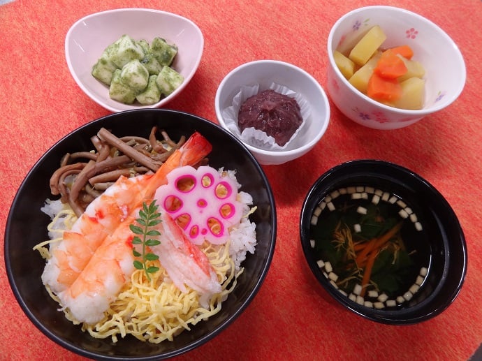 A食：春のちらし寿司