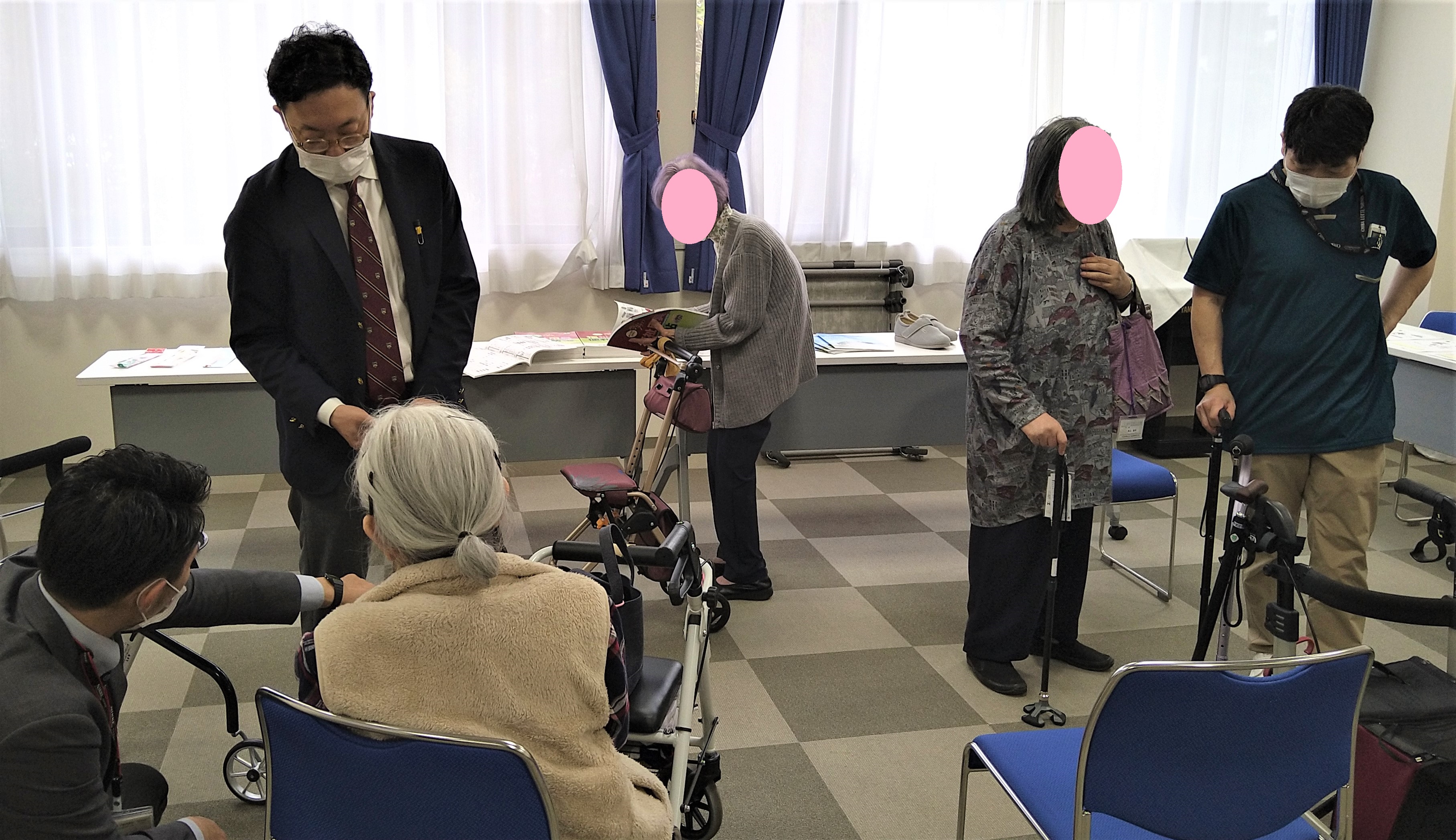 日本パムコ株式会社様　『介護用品展示会』の様子