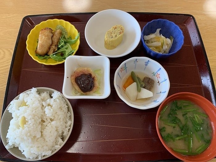 【昼食】シェフスペシャルメニュー