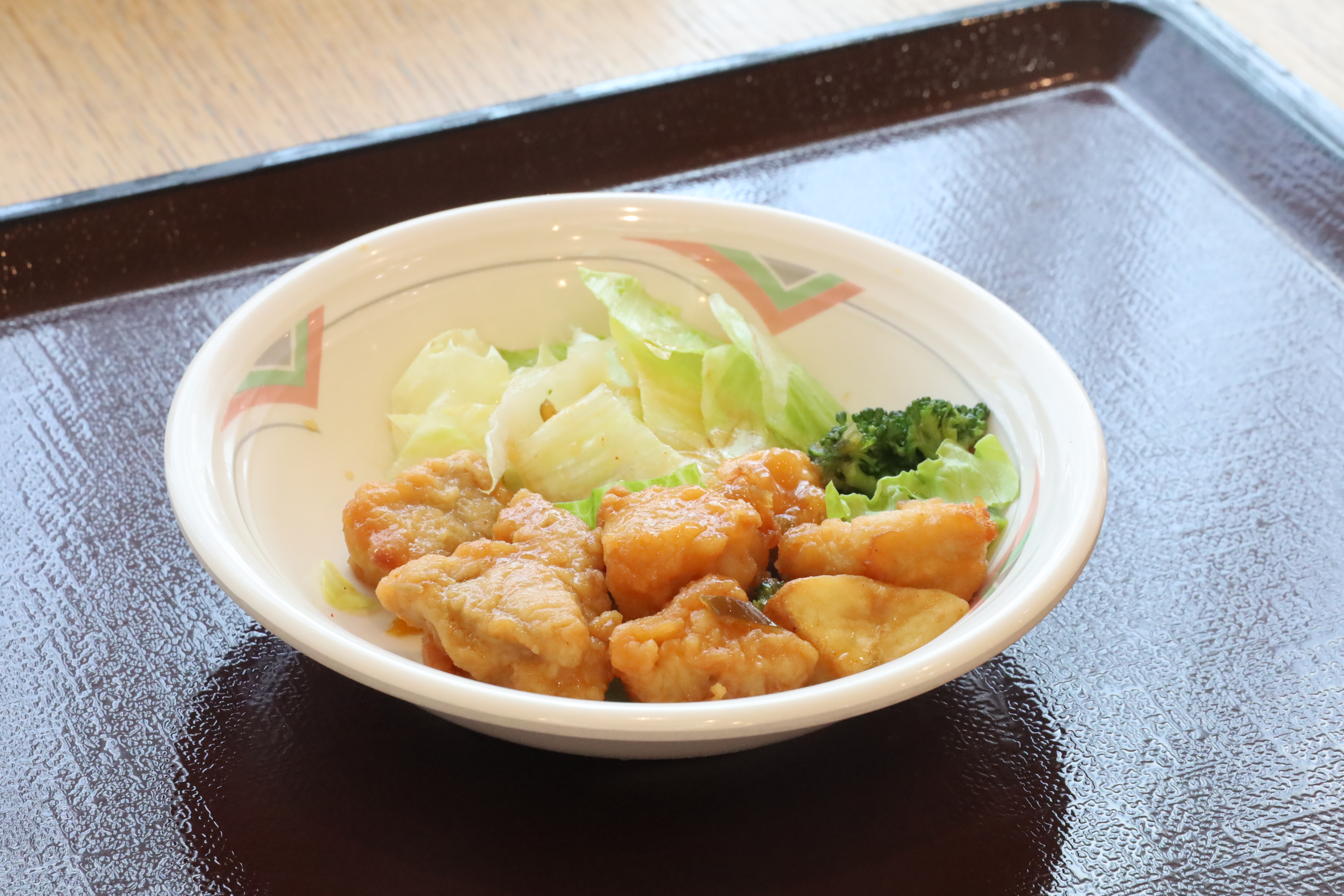 油淋豚（揚げ豚の酸味ソース）
６月4日（水）昼食　Ａ食