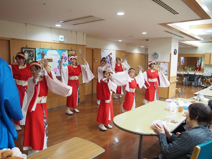 3号館でも踊っていただきました♪