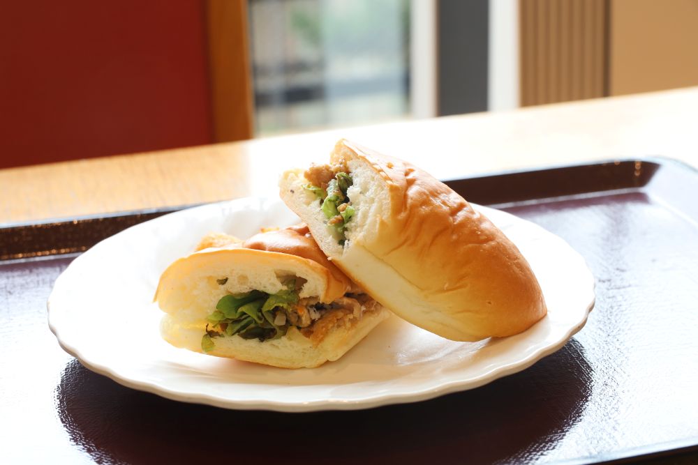 9月10日（水） 昼食Ａ食
ベトナム風コッペパンサンド