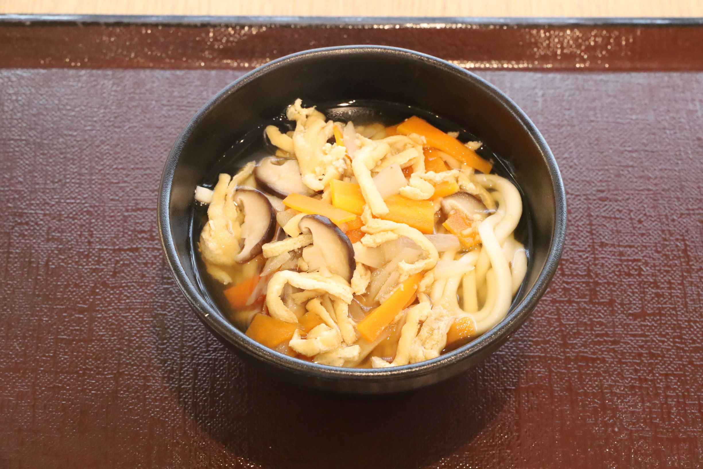 2月27日（金）昼食A食
だしが決め手のしっぽくうどん