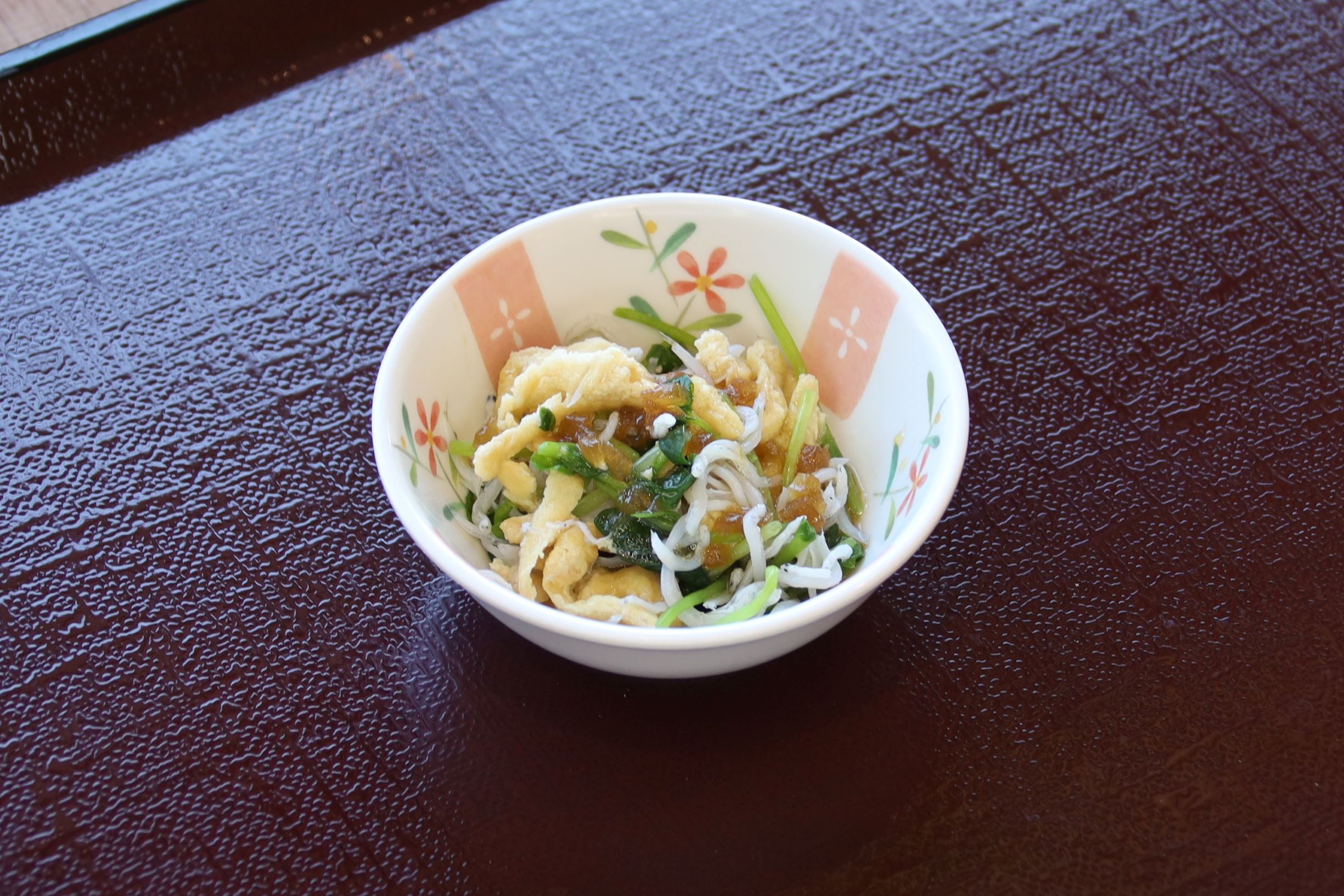 豆苗としらすとお揚げの和風サラダ