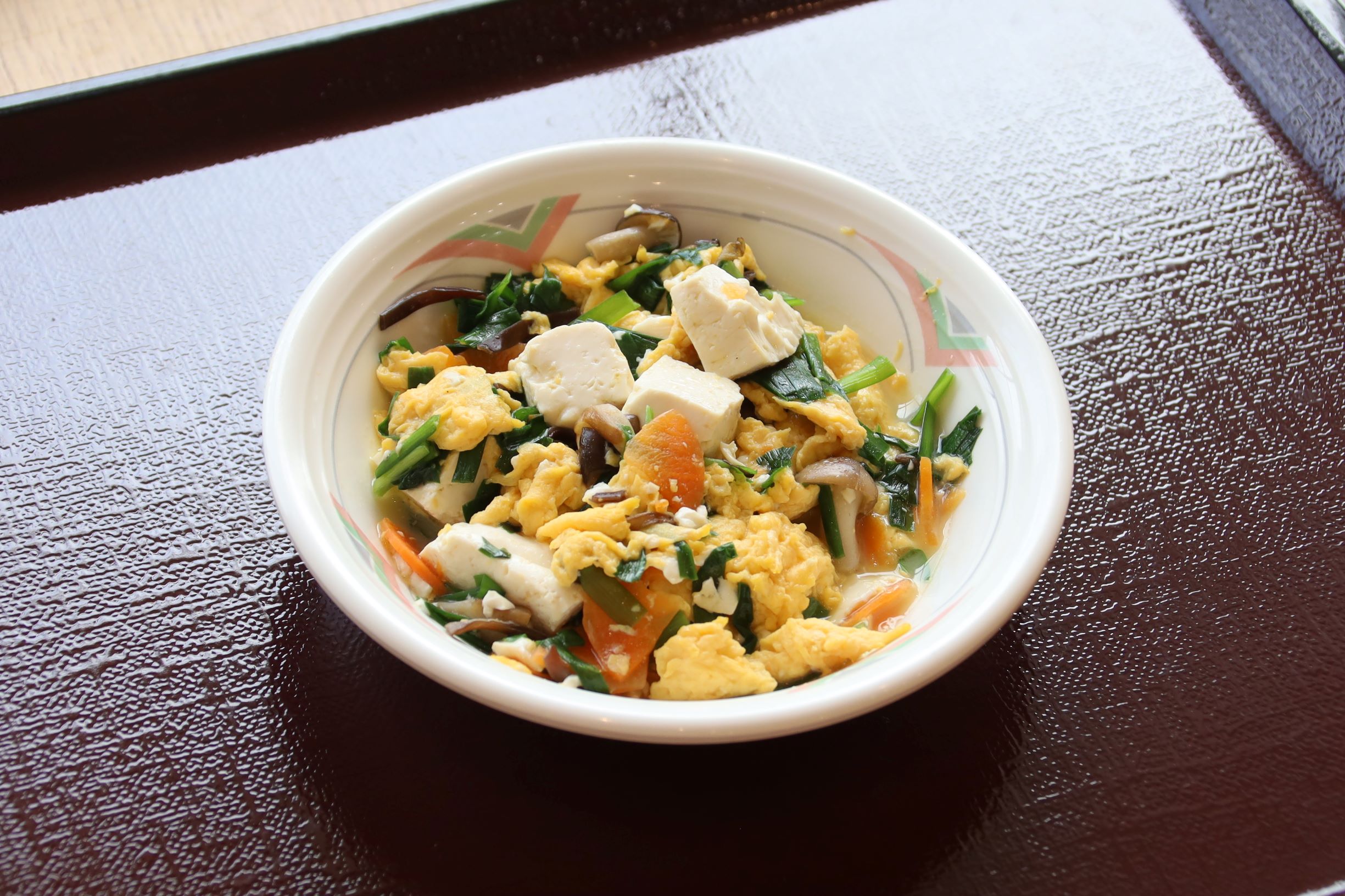 B食：にら玉豆腐