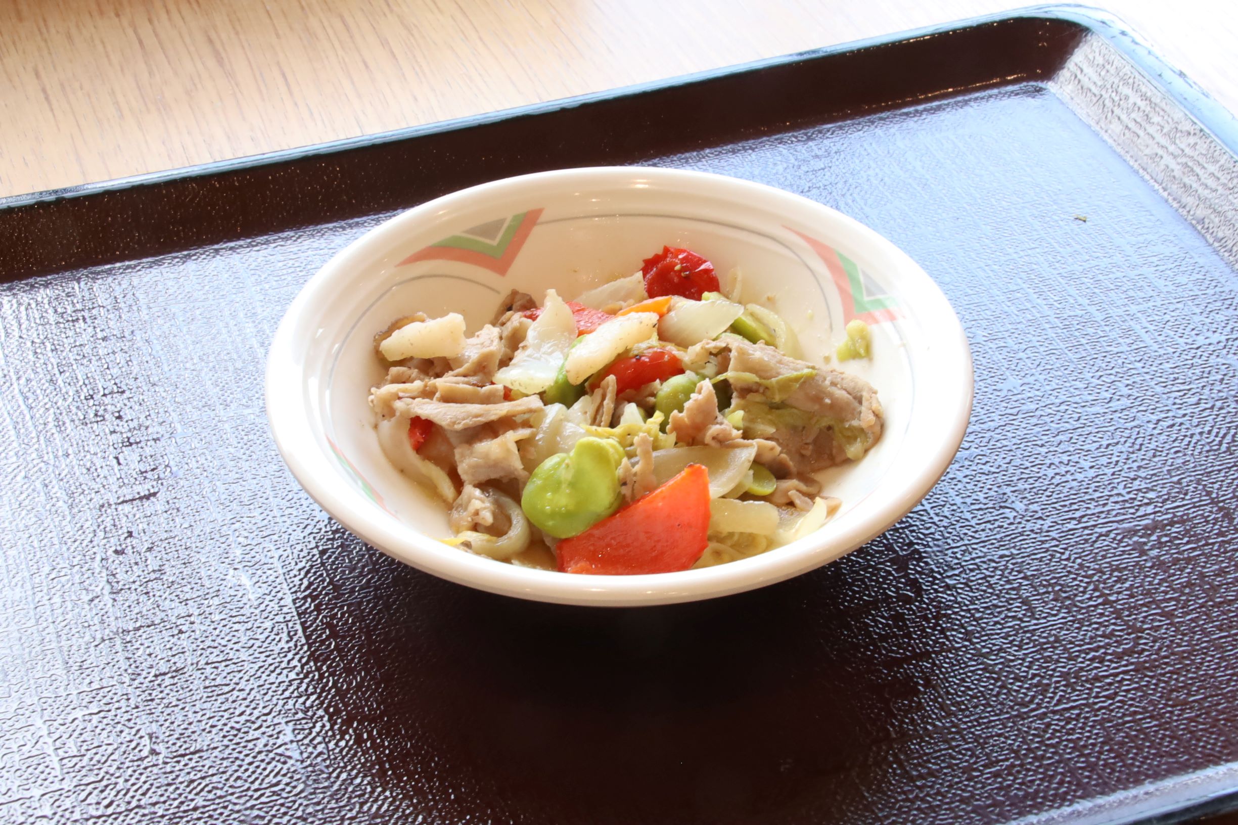 B食：豚肉とそら豆の塩炒め