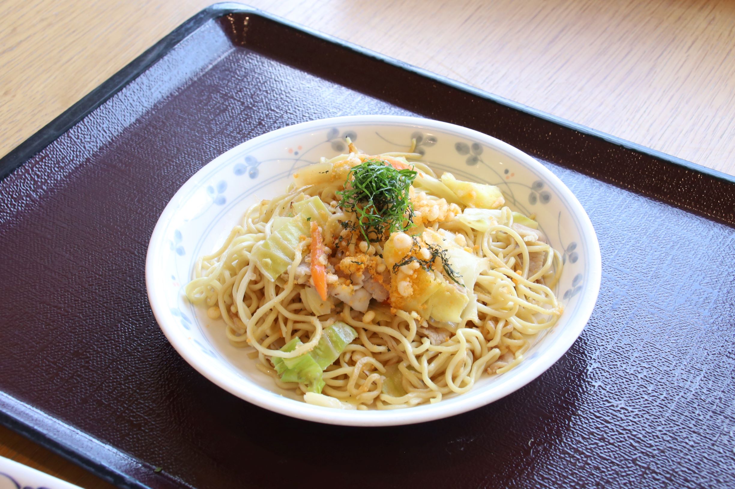 ４月１日（水）昼食Ａ食
へきなん焼きそば（醤油焼きそば）