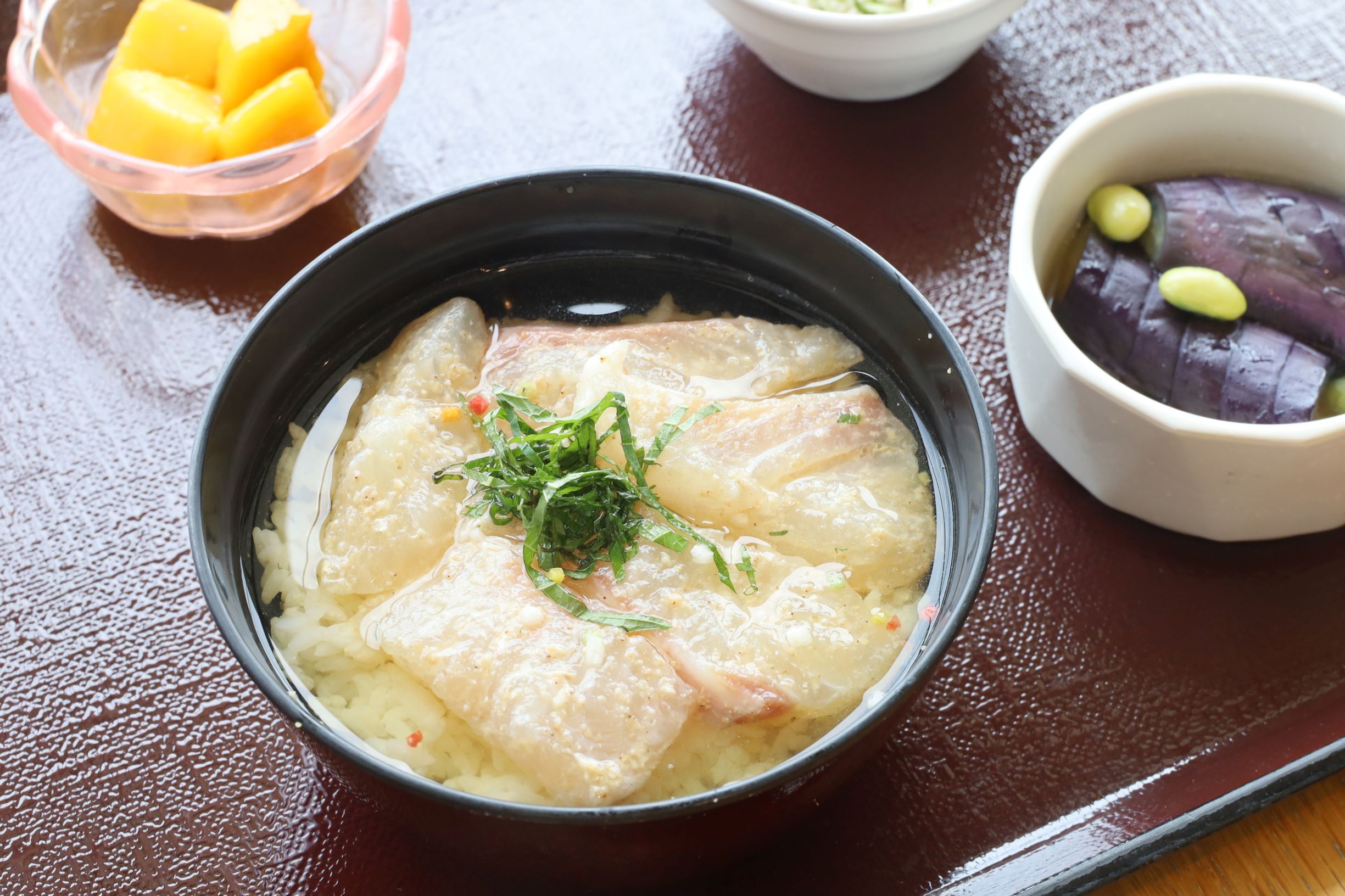 ５月１７日（日）
夕食A食　ごまだれ鯛茶漬け